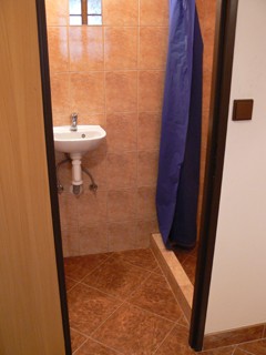 Shower n.2 (with basin) 