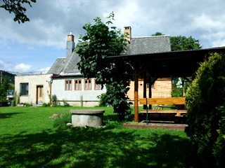 Cottage – Garden view